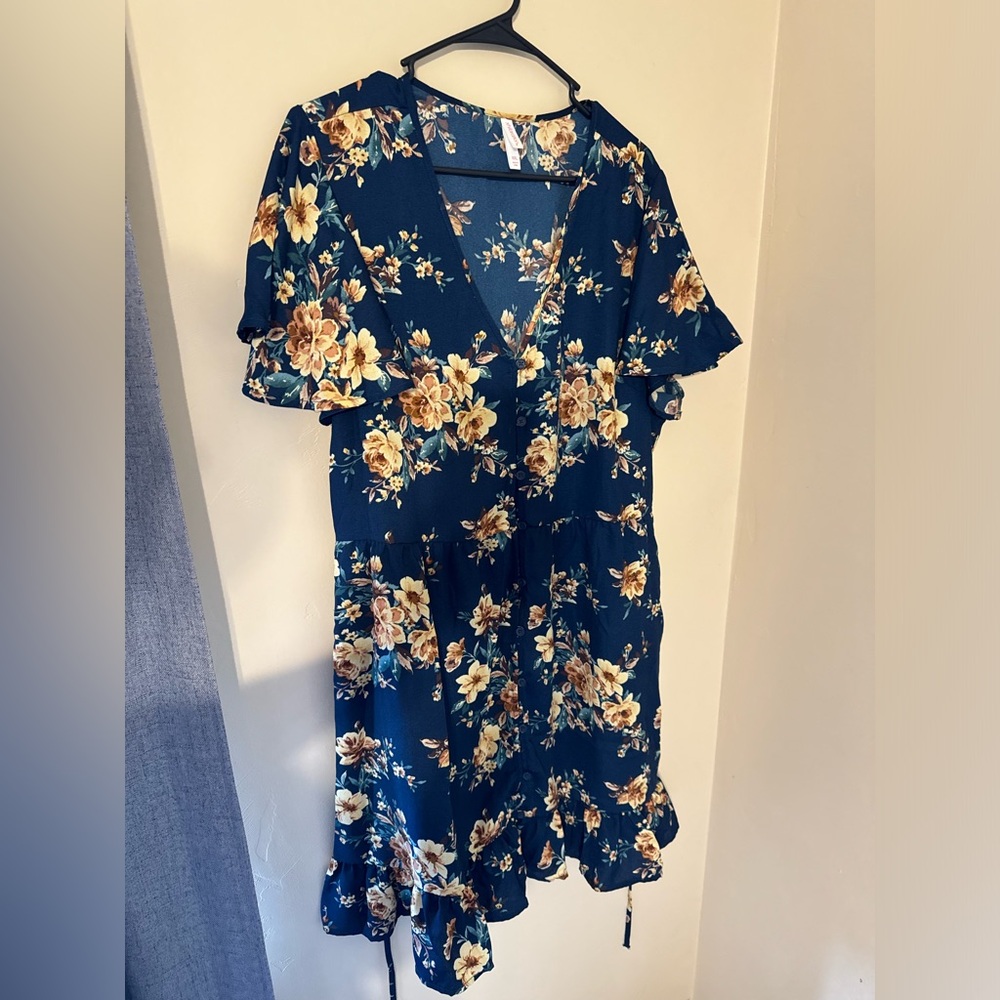 Navy Floral midi dress